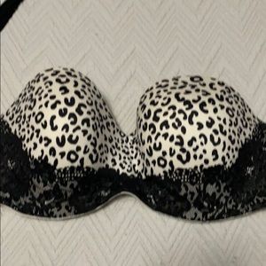 Victoria’s Secret Strapless Bra